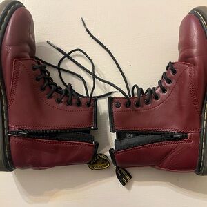 Dr. Martens girls burgundy boots youth size 2